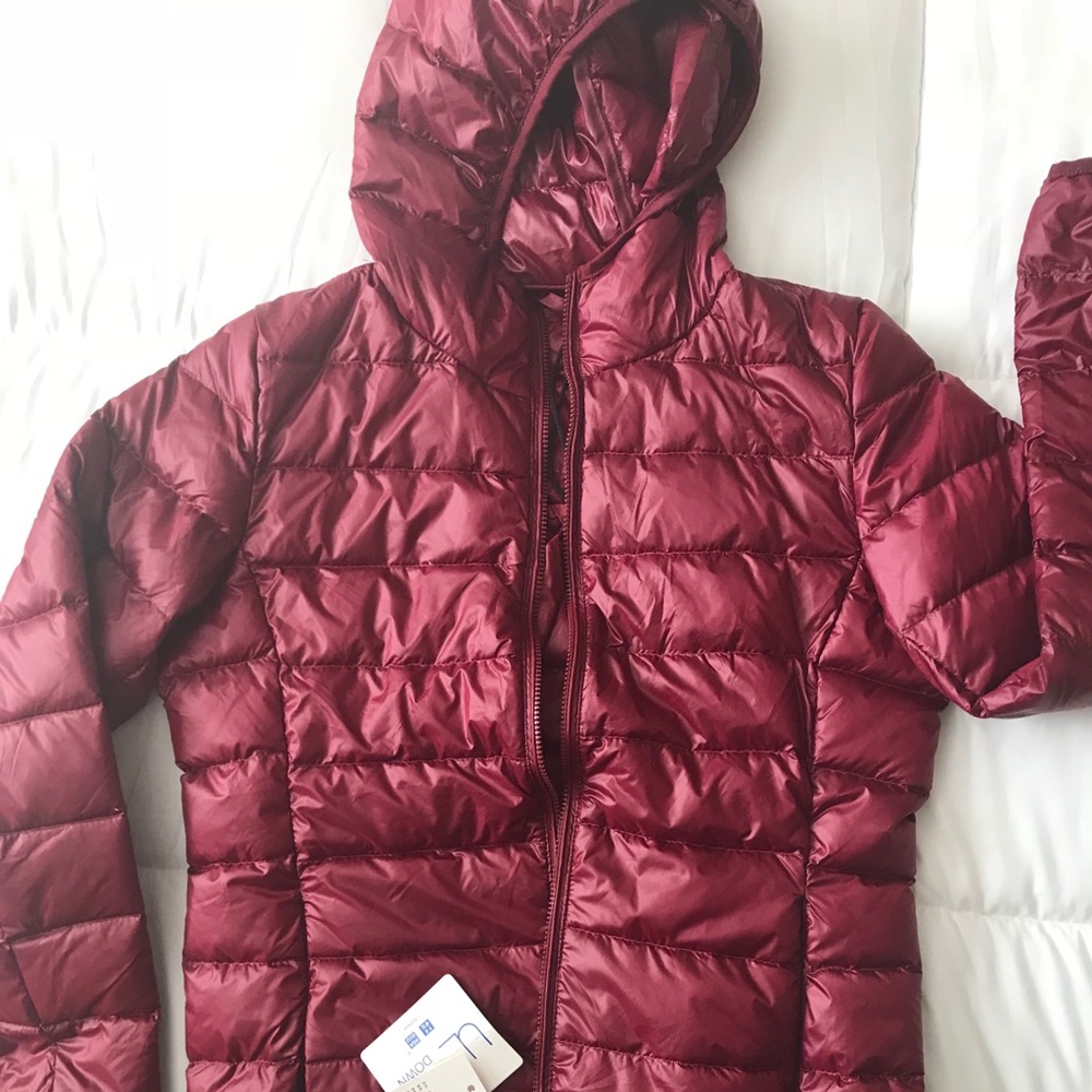 Burgundy feather puffer NWT